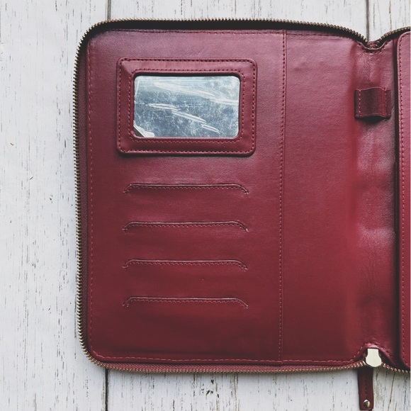 Eco Style Bordeaux Red & Red Burgundy Faux Leather Purse iPad Case EBOR-RD10 - Picture 9 of 10